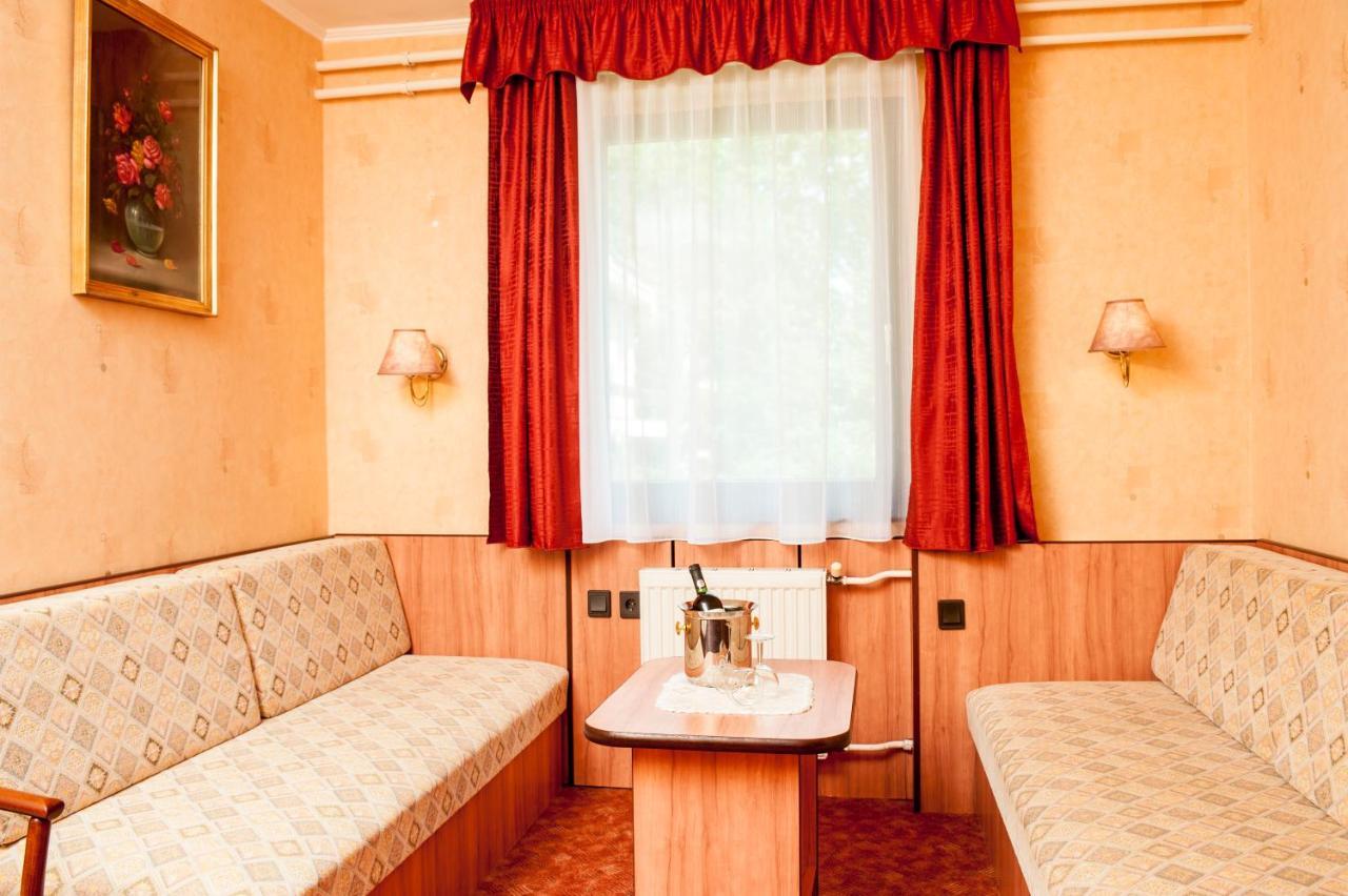 Beatrix Hotel Budapest Exterior foto