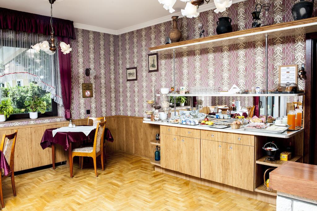 Beatrix Hotel Budapest Exterior foto